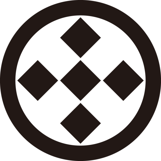 丸に隅立て五つ石紋