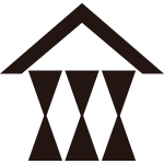 山形に三つ並び輪鼓紋